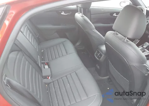 2023 Kia Forte Gt-Line z USA, uszkodzony, nr VIN 3KPF54AD2PE527639